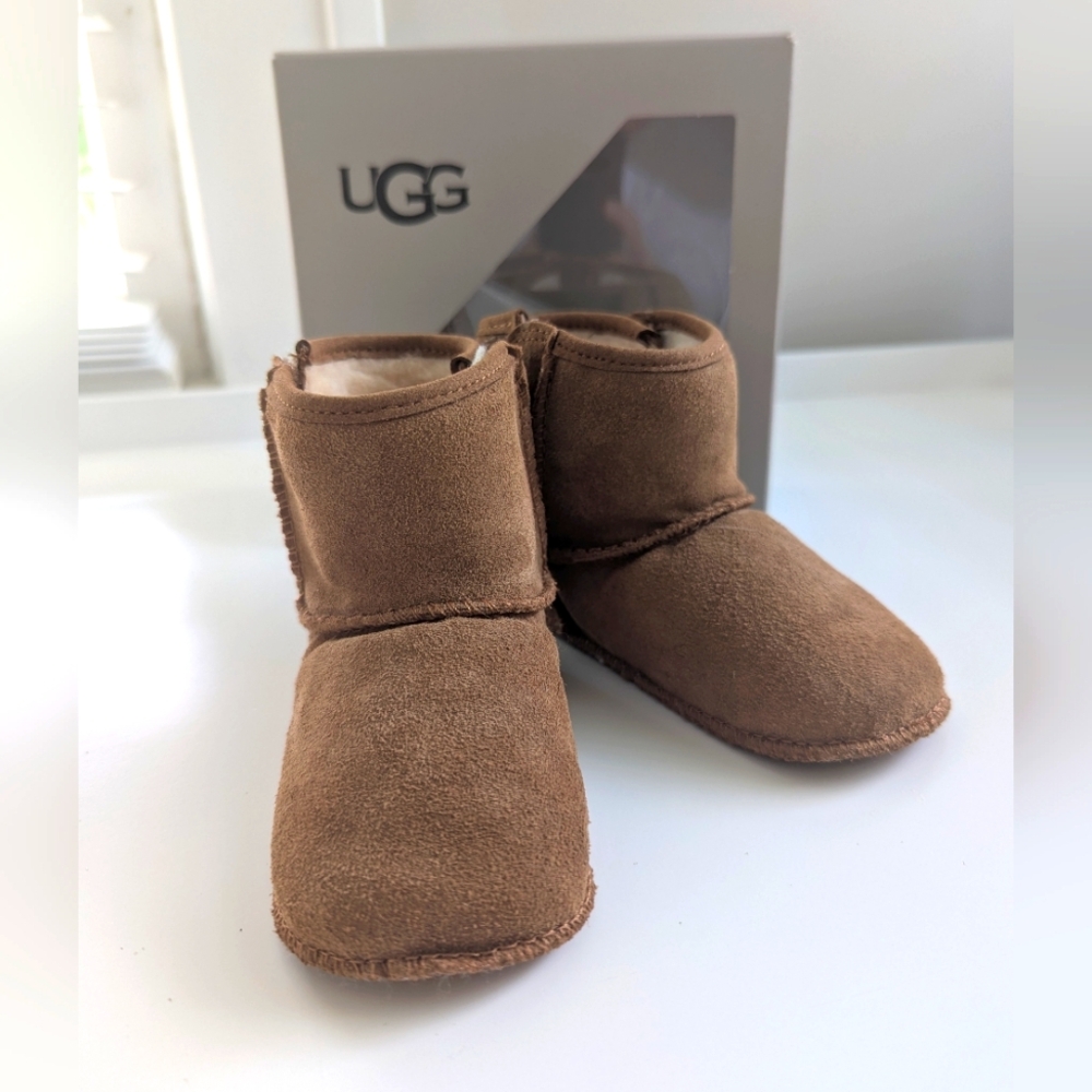 New NWB UGG Chestnut Brown Baby Shearling Boots